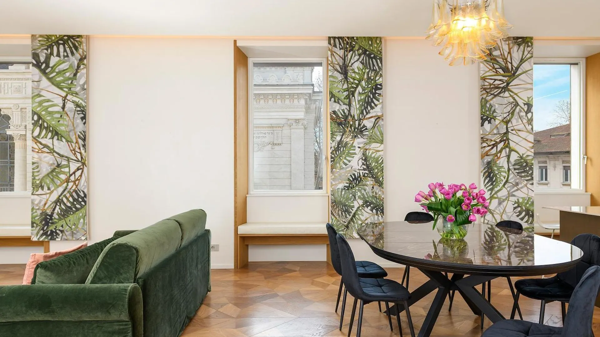 Moon River Luxury Apartment 로마